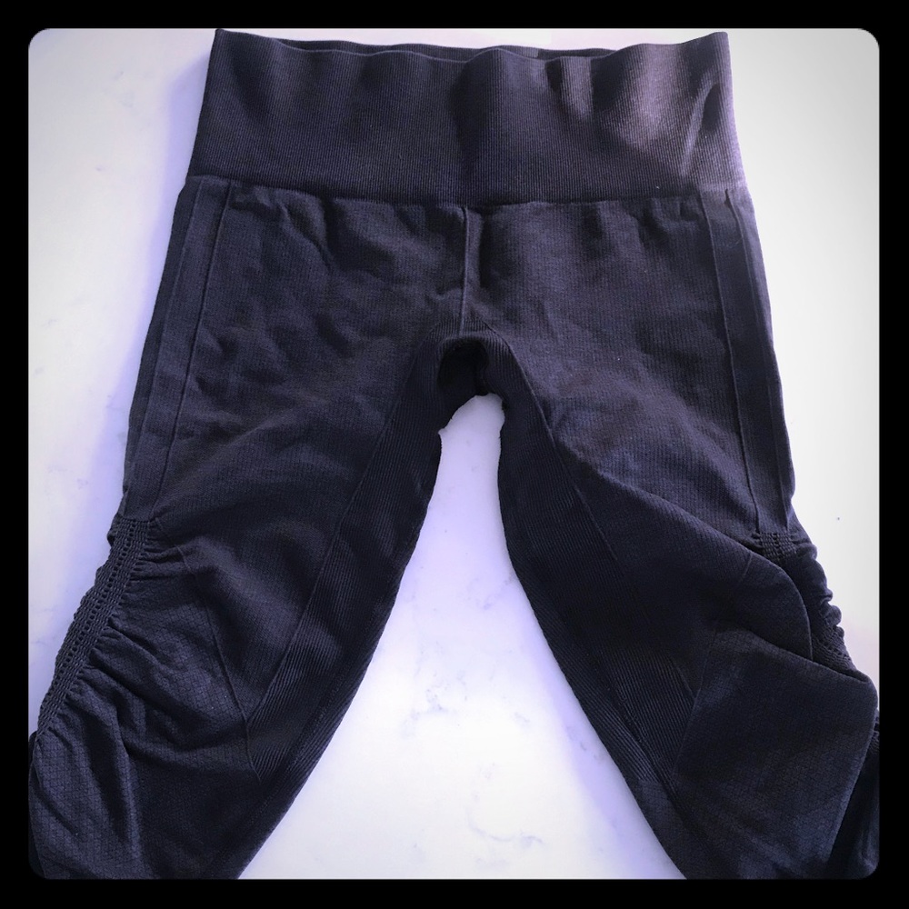 Lululemon Seamless Crops